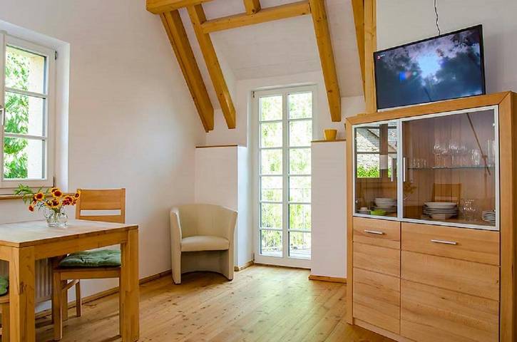 Ferienwohnung für 2 Personen, mit Terrasse und Garten sowie Ausblick in Gimmeldingen - 2