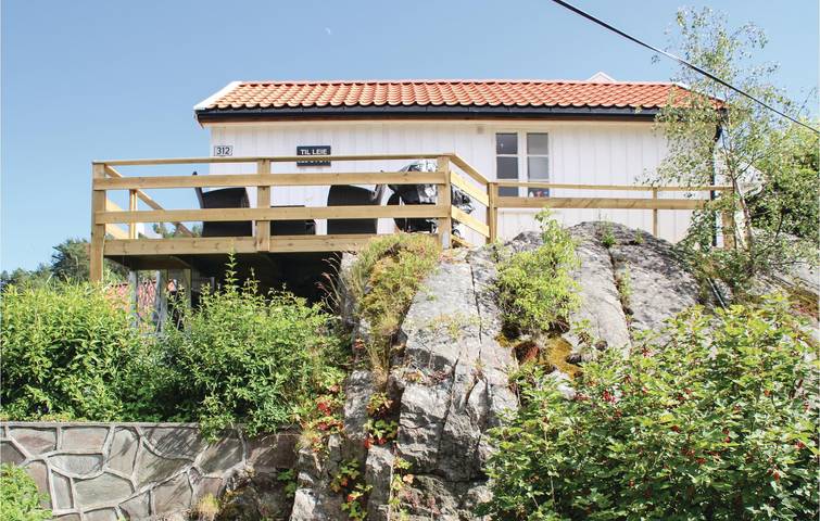 Ferienhaus für 4 Personen, mit Terrasse und Garten in Norwegen