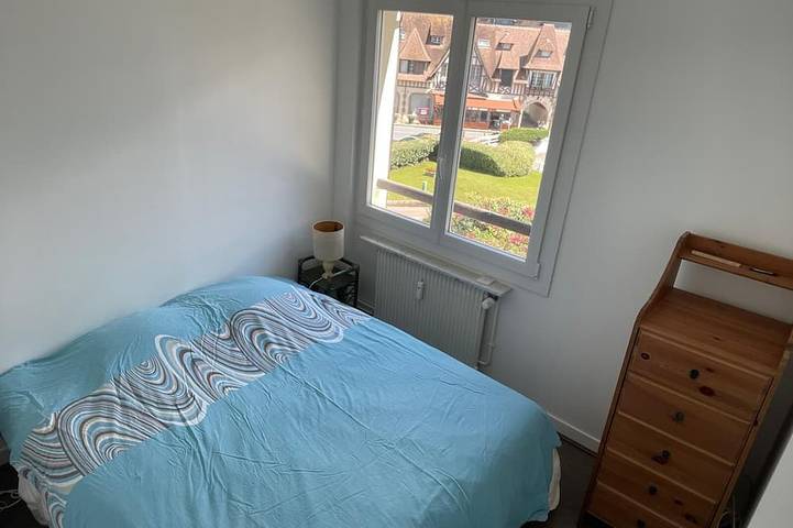 Gîte pour 5 personnes, avec balcon dans Office De Tourisme De Blonville Benerville Tourgeville - 2