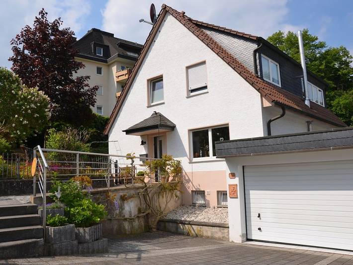 Ferienhaus für 2 Personen, mit Balkon und Terrasse in Bad Neuenahr