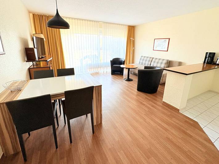 Ganze Ferienwohnung, Boddenhof Apartment 44 - Terrasse, Hund willkommen - Boddenhof Stedar Ferienwohnung 44 – Familienfreundlich, mit Terrasse und Wlan in Buschvitz, Bergen auf Rügen und Umgebung