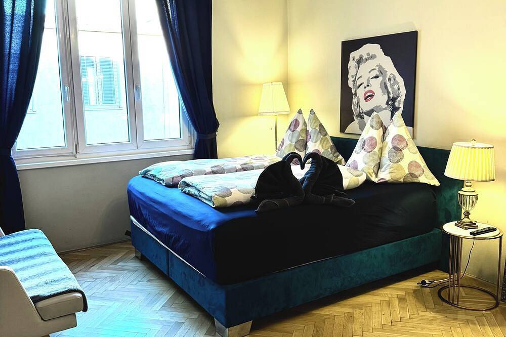 Ganze Wohnung, Central Apartment with 360 degrees view rooftop in city centre of Vienna in Wien Innenstadt, Wien