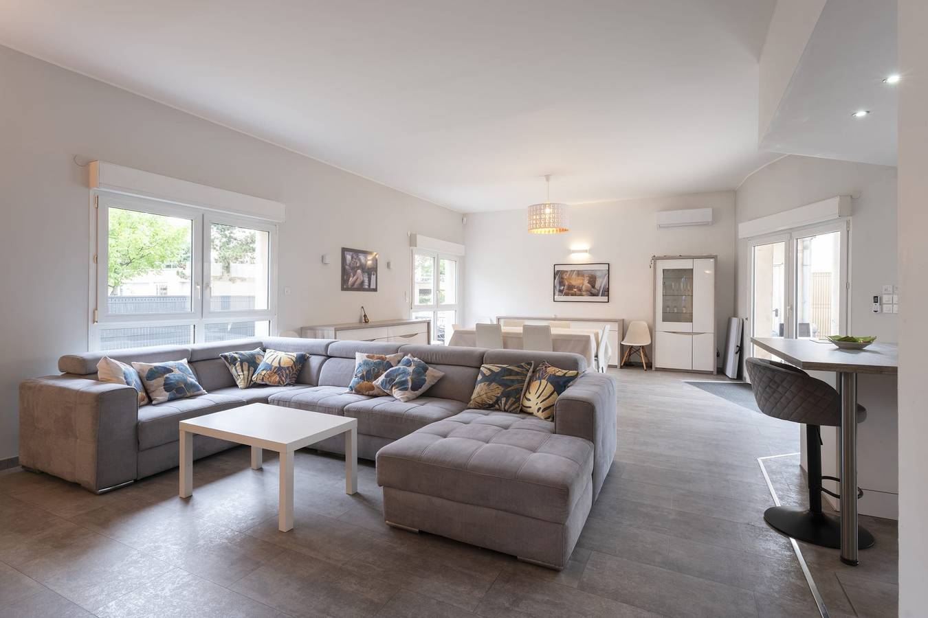 Apartamento entero, Le Château Jeannot in Thionville, Mosela (departamento)