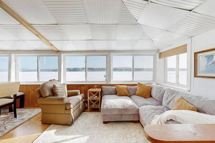 Ferienhaus für 6 Personen, mit Terrasse und Ausblick sowie Seeblick - 1