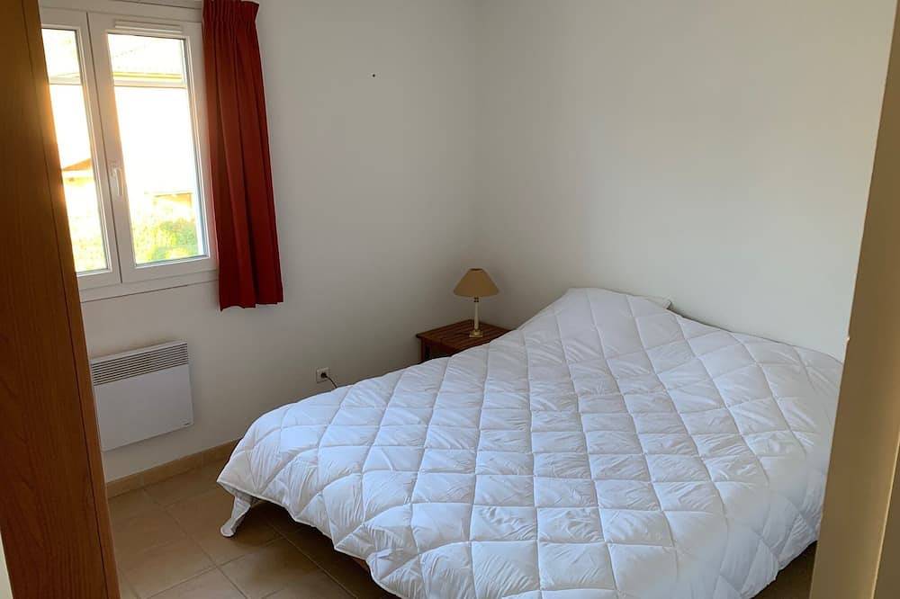 Villa Les Mazes, with private heated pool in Vallon-Pont-d'Arc, Ardèche