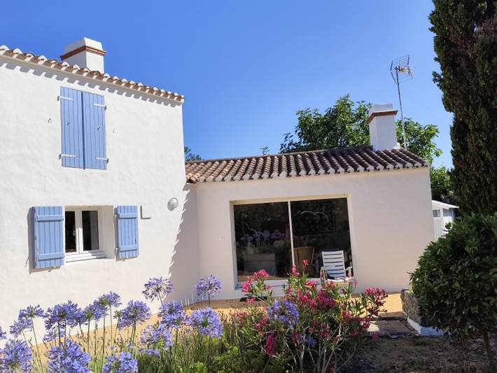 Location de vacances pour 6 personnes, avec jardin et terrasse dans Plage des Sableaux - 3