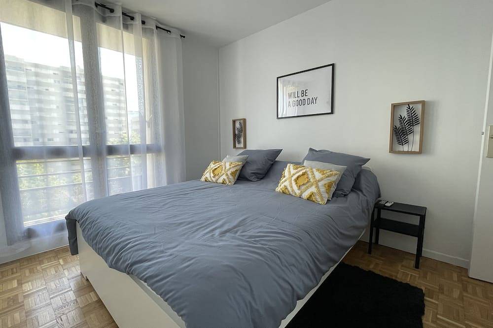 Entire apartment, Appartement Familiale 3 pcs 2ch 72 m2 à la Porte de Paris + Parking Gratuit in Levallois-Perret, Hauts-de-Seine