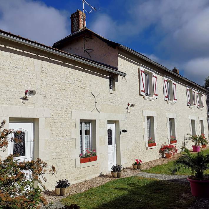 Gîte pour 5 personnes, avec terrasse à Saint-Gervais-les-Trois-Clochers