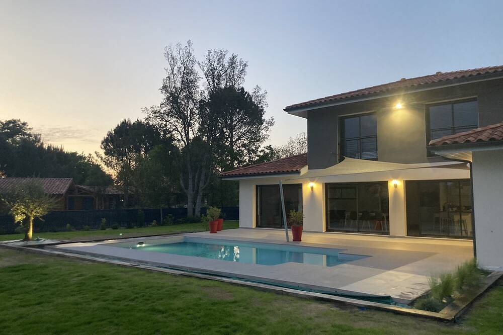 La Villa des Pins 150 m2 at 5 min from the beach with 3 bedrooms and 8 beds in Messanges, Dax und Umgebung