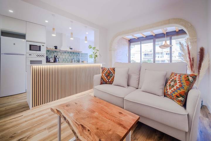 Location de vacances pour 5 personnes, avec terrasse à Playa del Arenal