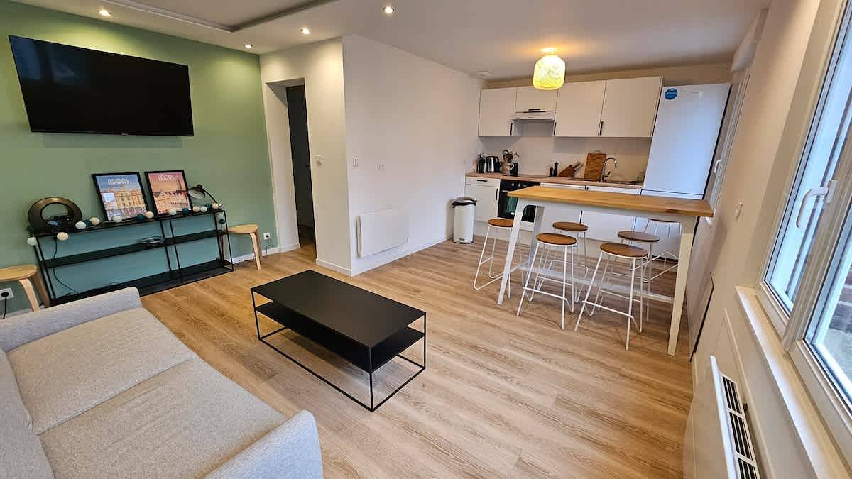 Entire apartment, La Citadine, Hyper centre, Garage, 2 chambres in Arras, Arras region