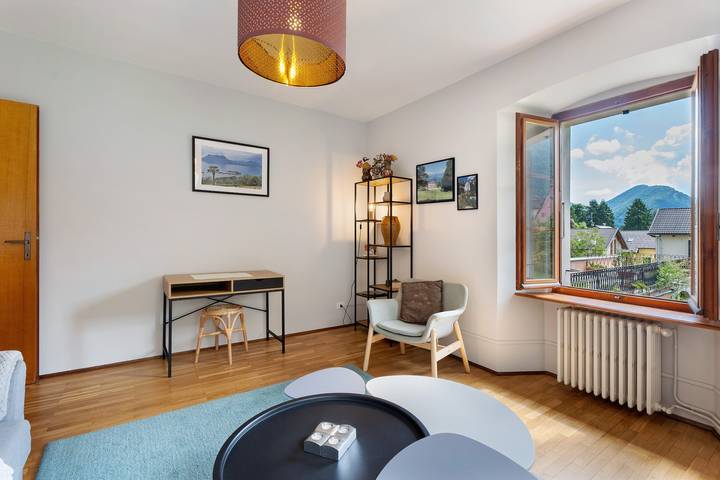 Entire apartment, Apartment 'Casa Anna' with Mountain View and Private Terrace in Santa Maria Maggiore (City), Comune di Santa Maria Maggiore
