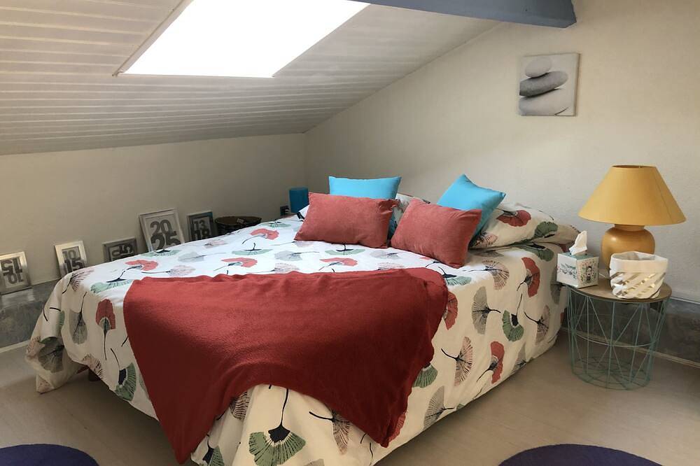 Entire apartment, The Palmyra Apartment with large terrace in La Palmyre, Les Mathes