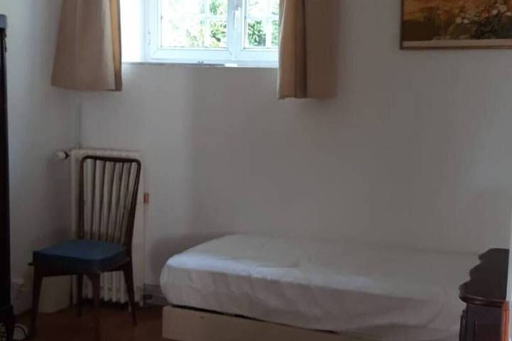 Gîte pour 4 personnes, avec Jardin dans Autouillet