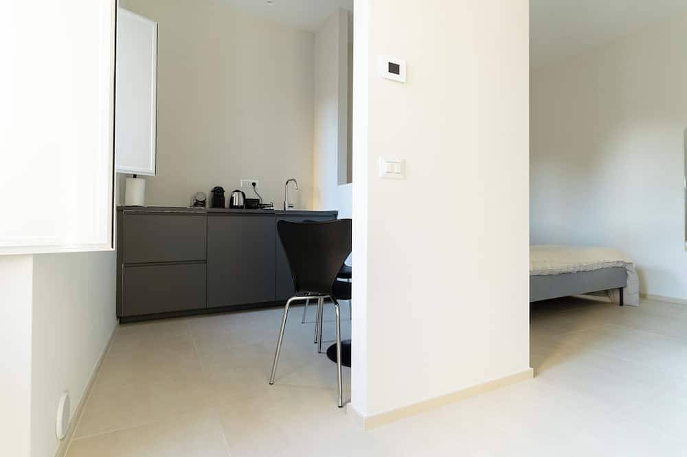 Appartamento intero, Sassi di Matera loft con balcone - free parking in Matera, Piana del Metaponto