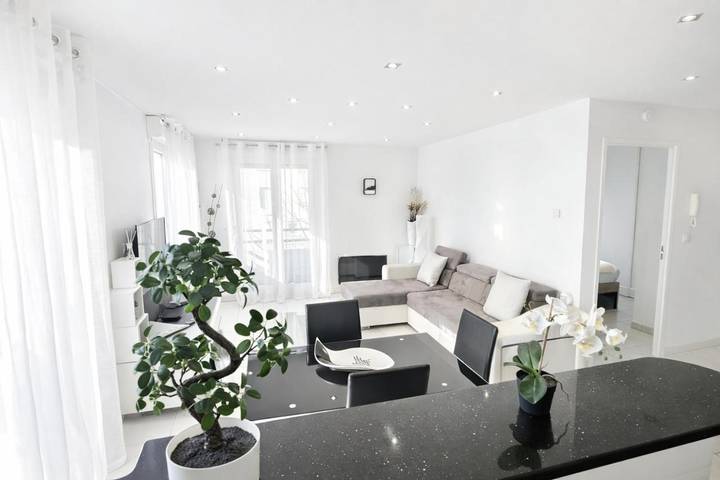 Appartement de vacances pour 4 personnes, avec Balcon ainsi que Terrasse et Vue à Lognes