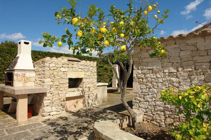 Finca für 8 Personen, mit Terrasse und Pool sowie Garten, mit Haustier in Portocolom - 4
