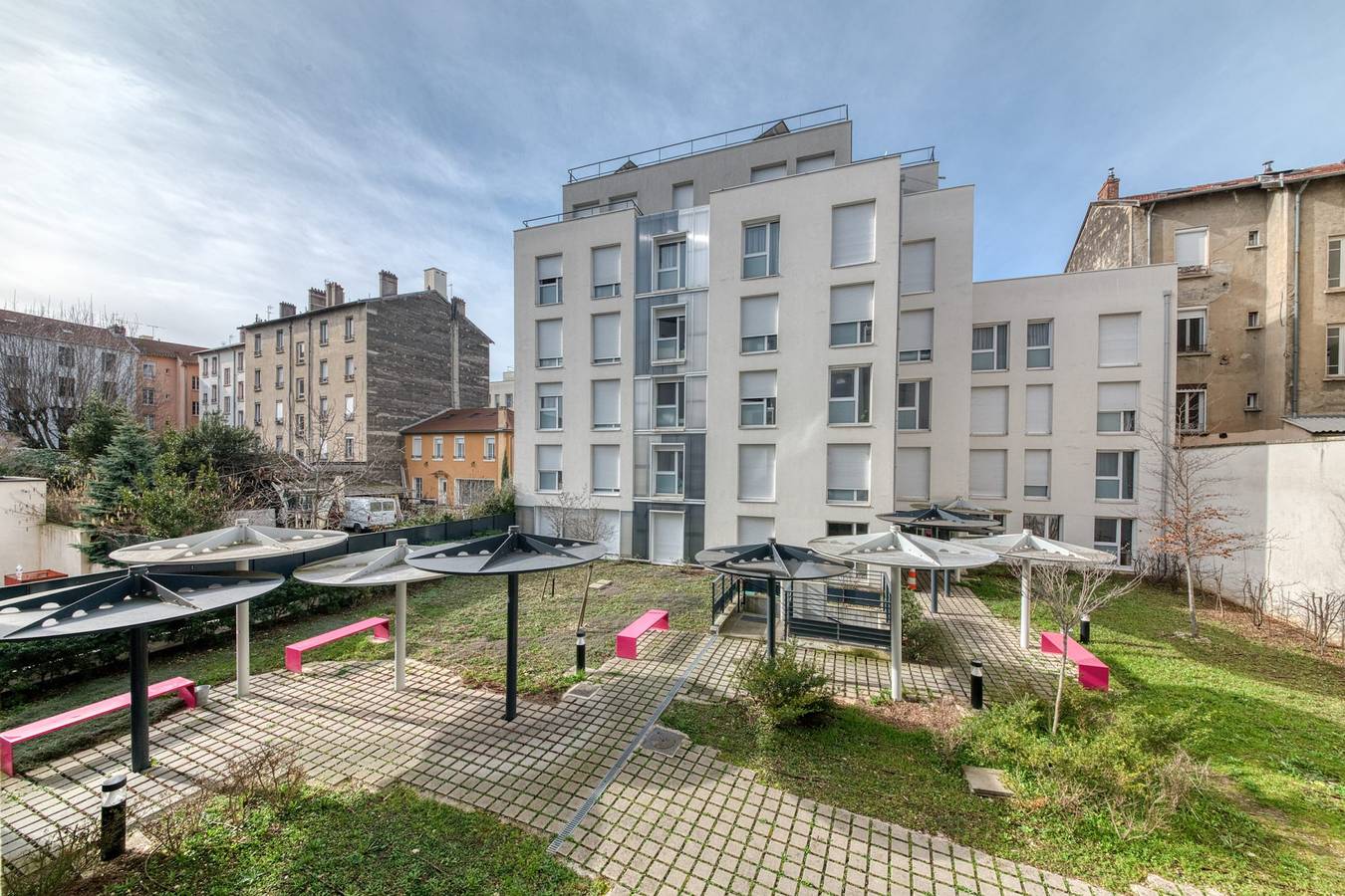 Studio entier, 1 - Le Bienvenu - Gratte-Ciel – Métro in Villeurbanne, Rhône