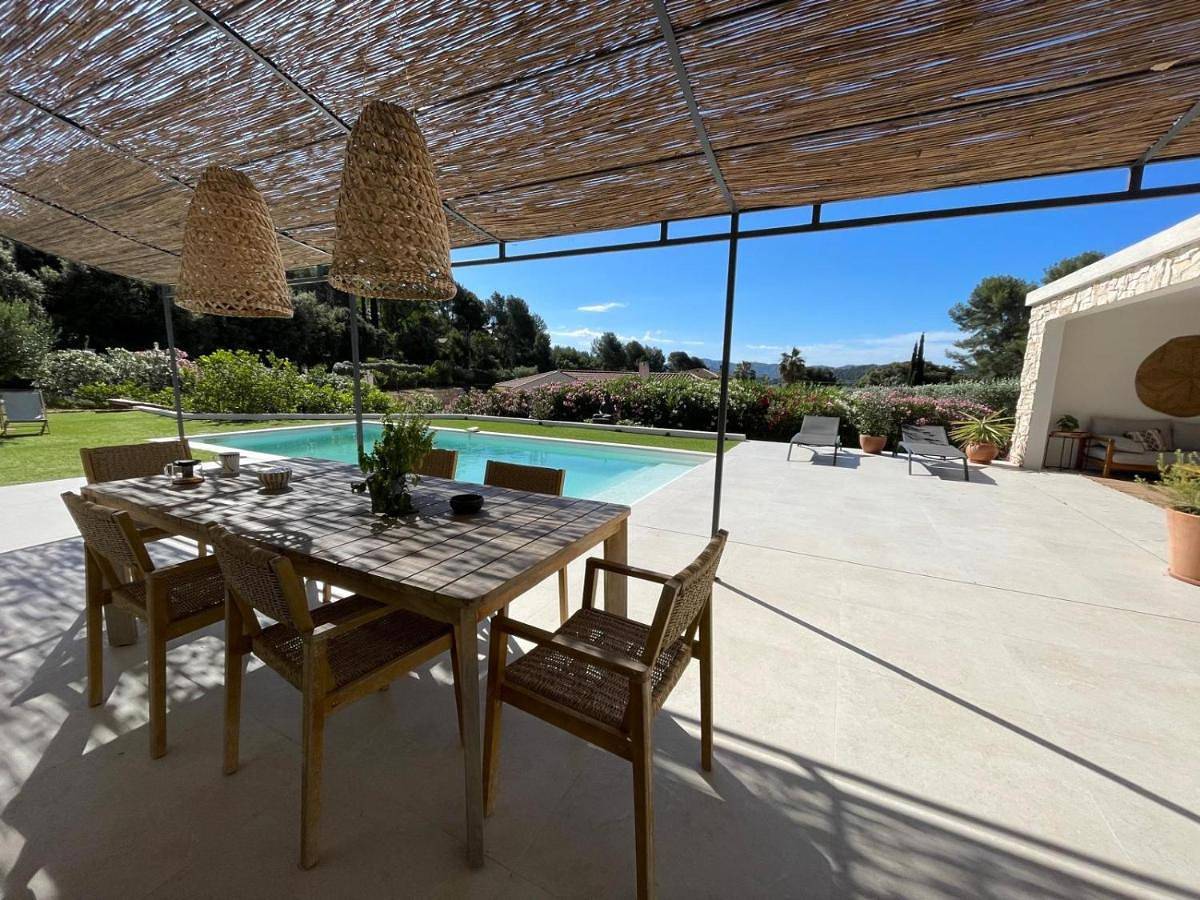 King Room with Pool View in La Cadière-d'Azur, Côte méditerranéenne (France)