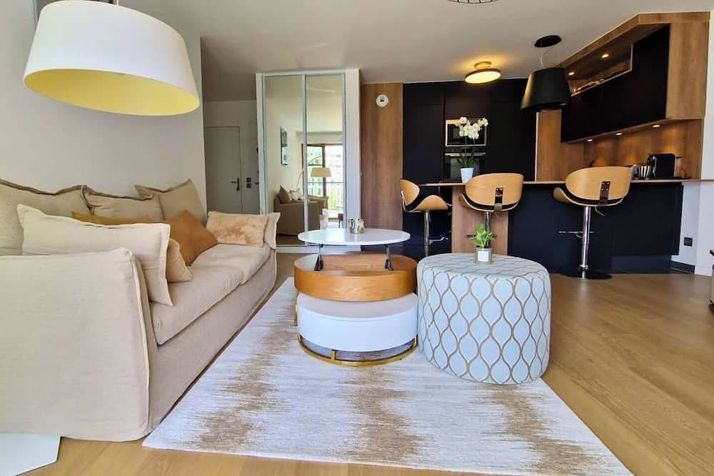 Apartamento entero, Sublime Appartement T3 à Puteaux in Puteaux, Altos del Sena