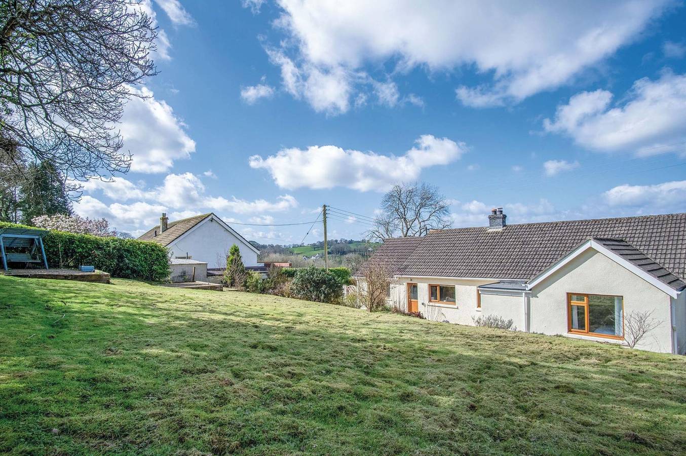 Sorrento - 3 Bed Holiday Home - Wisemans Bridge in Amroth, Pembrokeshire
