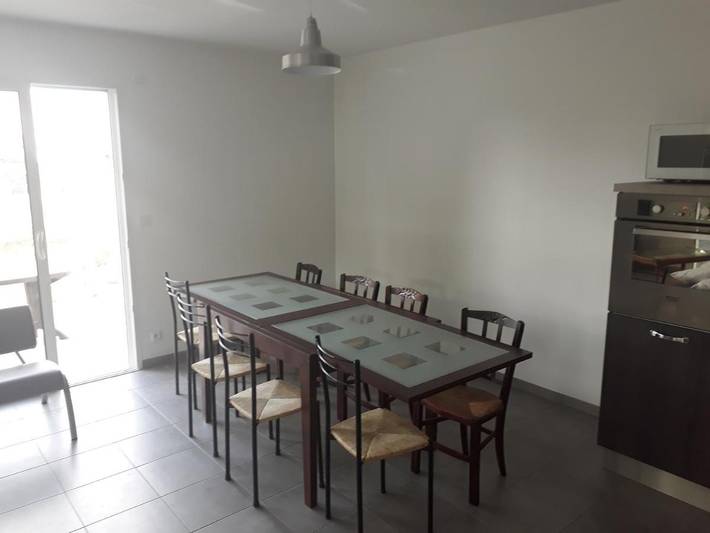Location de vacances pour 8 personnes, avec terrasse et jardin à Mios - 4