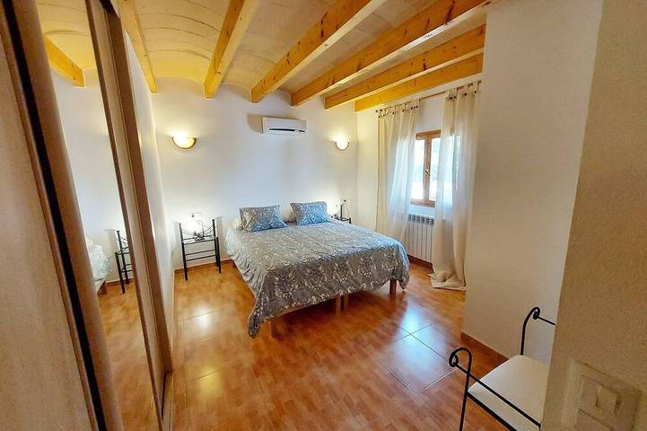 Schönes Haus, Traumlage für 6 Pers. mit Pool, W-Lan, Klima, strandnah, Meerblick in Cala Llombards, Santanyí
