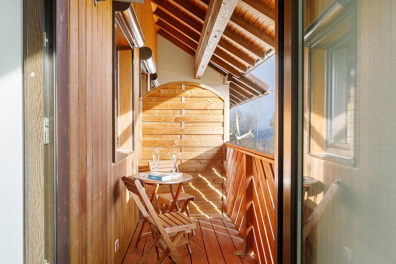 Ganze Wohnung, Ferienwohnung 'Haus Wintersonne - Fewo Libelle' mit Gemeinschaftsgarten, Balkon und Wi-Fi in Suedlicher Schwarzwald, Feldberg