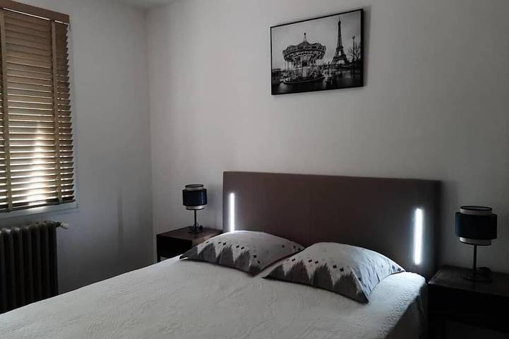 Location de vacances pour 4 personnes, avec piscine à Castagniers - 2