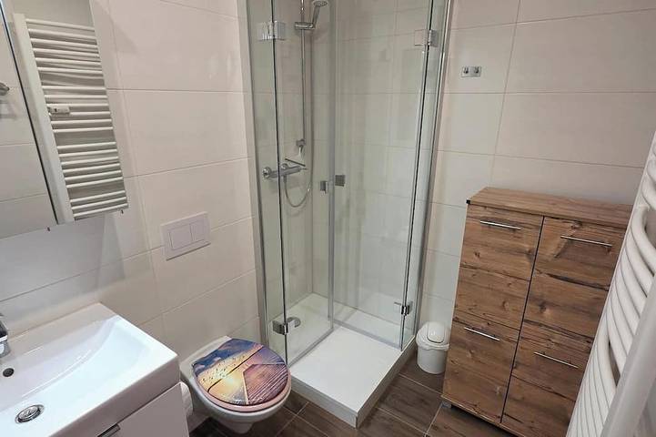 Ferienwohnung für 6 Personen, mit Balkon und Garten sowie Pool und Sauna am Weißensee - 4