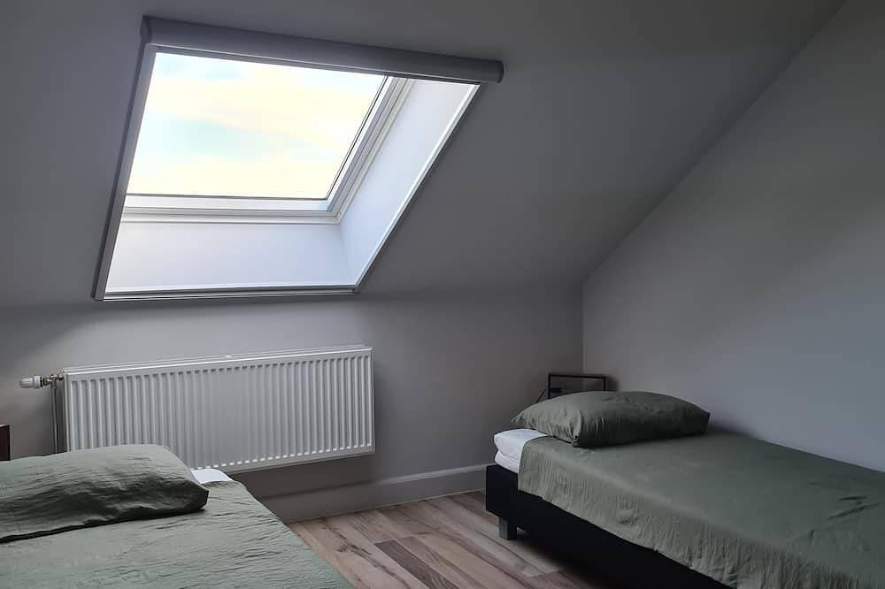 Geheel appartement, Nice 2-bedroom apartment nearby Maastricht in Riemst, Belgisch-Limburg