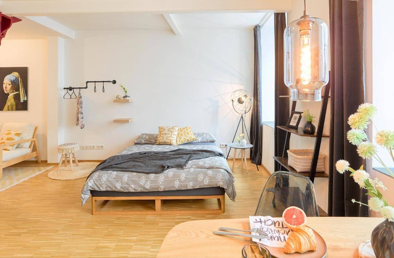Ganze Wohnung, Lexapartments Design Apartment Zentral 200m vom Marktplatz ruhige Altstadtlage in Reutlingen, Neckar-Alb