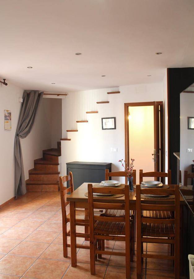 Casa de vacaciones para 7 personas, con vistas y balcón, Se admiten mascotas en Alto Mijares