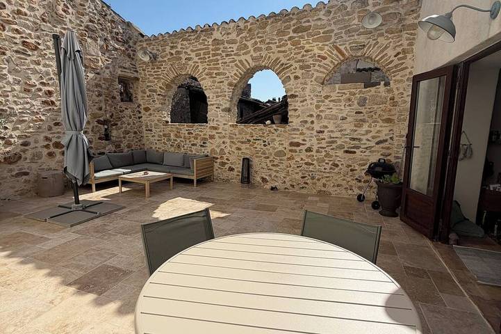 Location de vacances pour 4 personnes, avec Terrasse à Allègre-les-Fumades