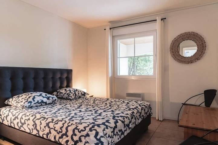 Location de vacances pour 6 personnes, avec terrasse et jardin, animaux acceptés à Escales - 3