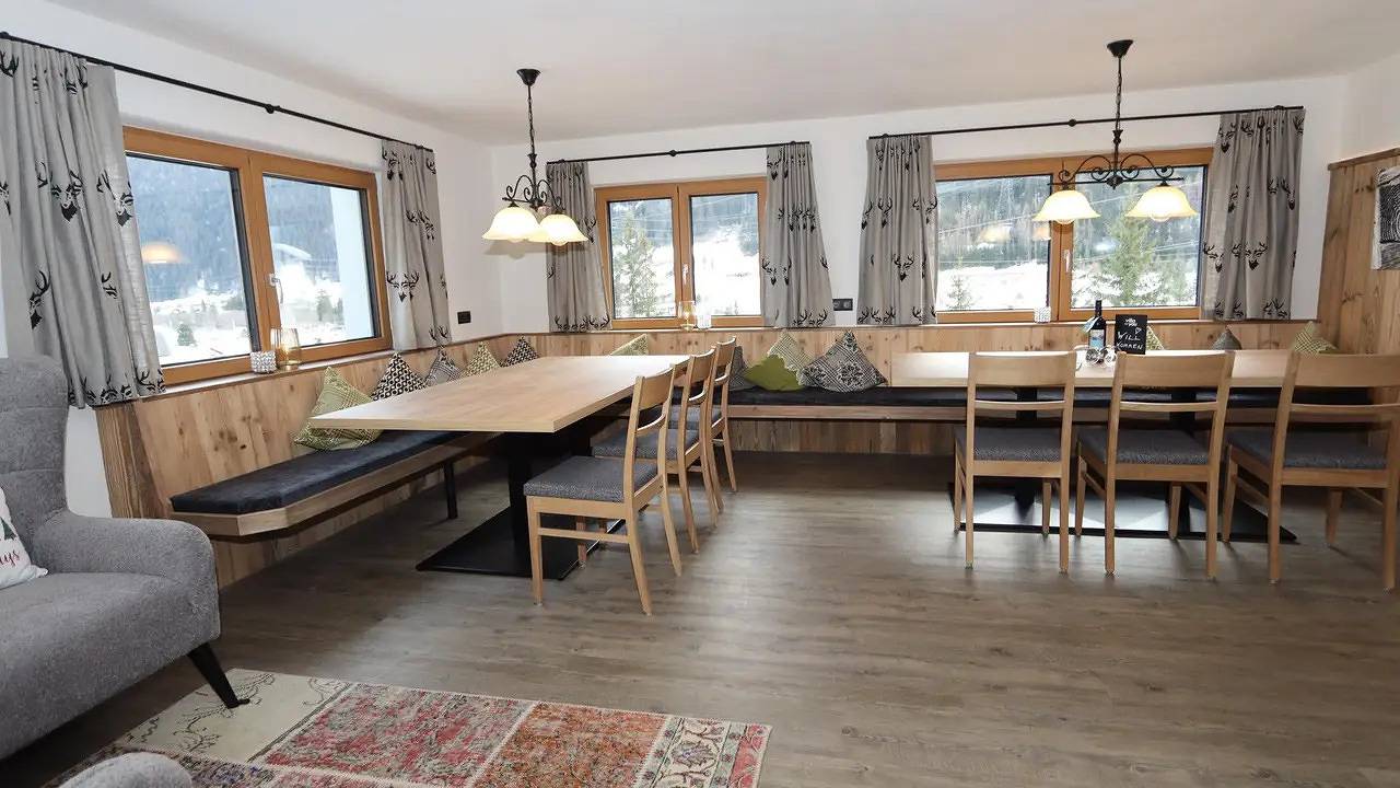 Ferienhaus für 13 Personen (200 m²) in Pettneu in Lechtaler Alpen, Pettneu am Arlberg