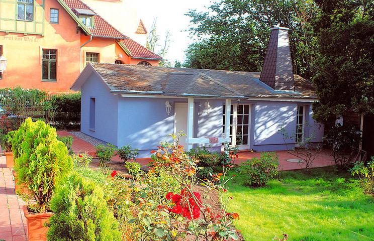 Ferienhaus für 2 Personen, mit Terrasse und Garten - 1