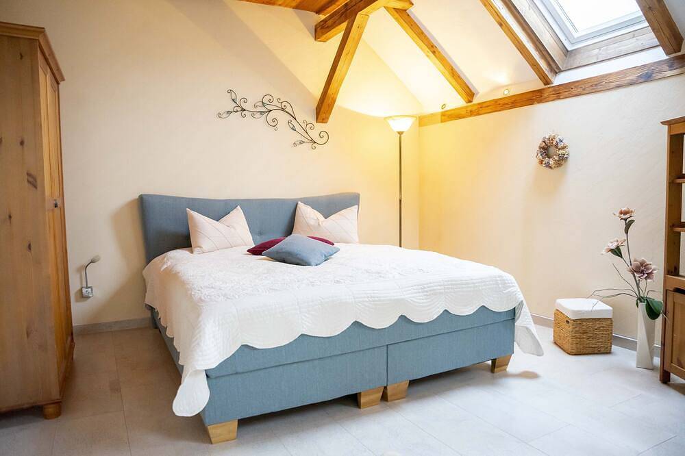 Alte Schmiede - Kleines, gemütliches Ferienhaus im Greifensteingebiet in Thum, Erzgebirge