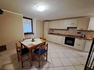 Gîte pour 4 personnes, avec balcon et vue dans Charvensod