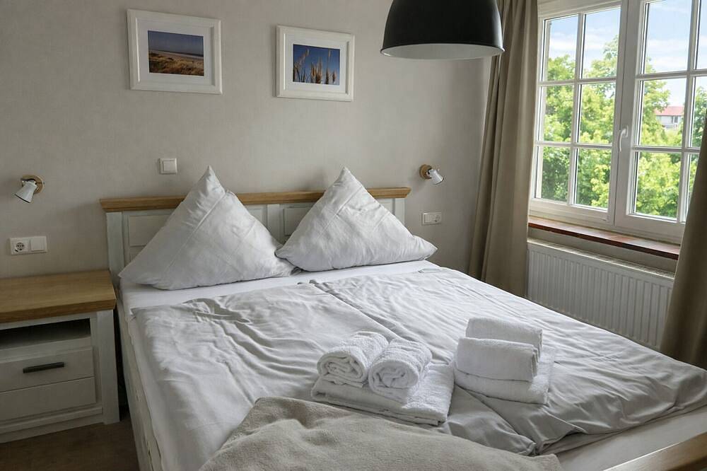 Ganze Wohnung, Helle Wohnung mit direktem Zugang zum Garten in St. Peter-Bad, St. Peter-Ording