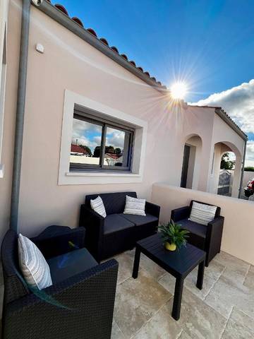 Maison d’hôte pour 2 personnes, avec terrasse à Sainte-Soulle