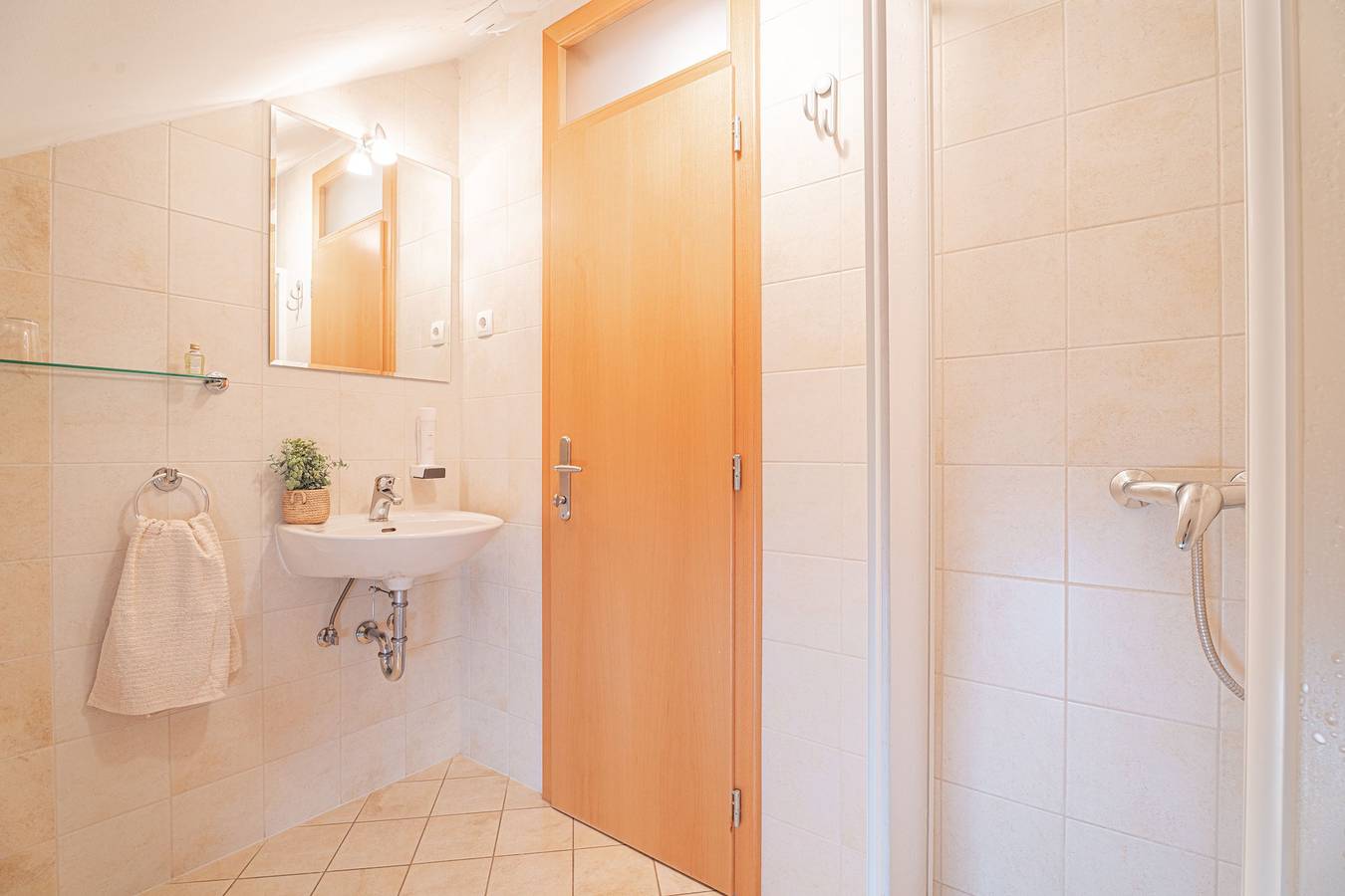 Logar Farm Stay near Lake Cerknica - R3 in Cerknica, Innerkrain-Karst