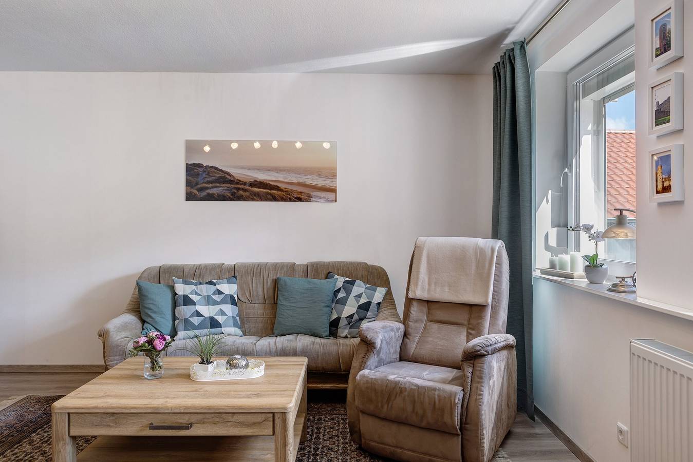 Ganze Wohnung, Ferienwohnung 'Mentel' mit Bergblick, privater Terrasse und Wi-Fi in Knüllwald, Knüllgebirge