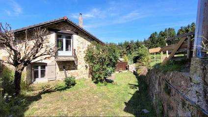 Gîte pour 4 personnes, avec jardin, adapté aux familles à Chenereilles