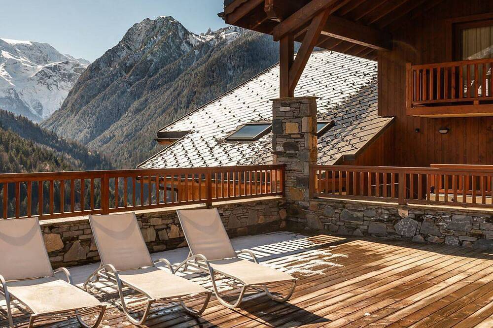 Entire apartment, Apartment Champagny-en-Vanoise, 3 bedrooms, 8 persons in Champagny-en-Vanoise, Vanoise National Park