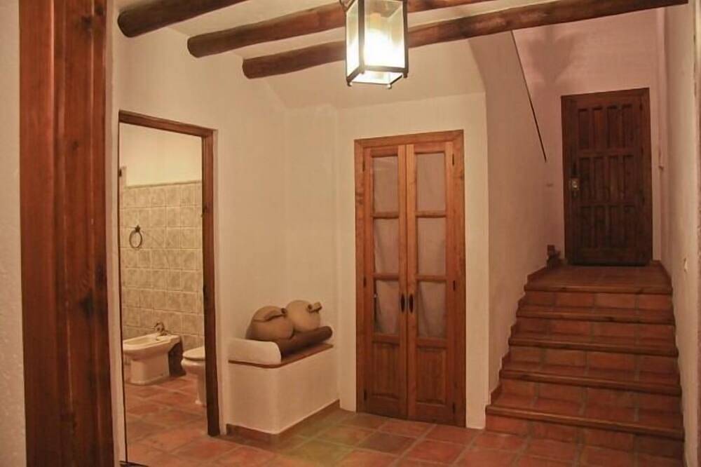 Casas de Cantoblanco 2, piscina privada, para 6 personas in Los Romanes, Benamargosa