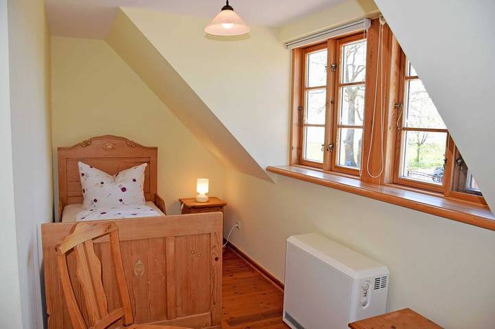 Cottage für 4 Personen, mit Terrasse und Garten in Middelhagen - 3