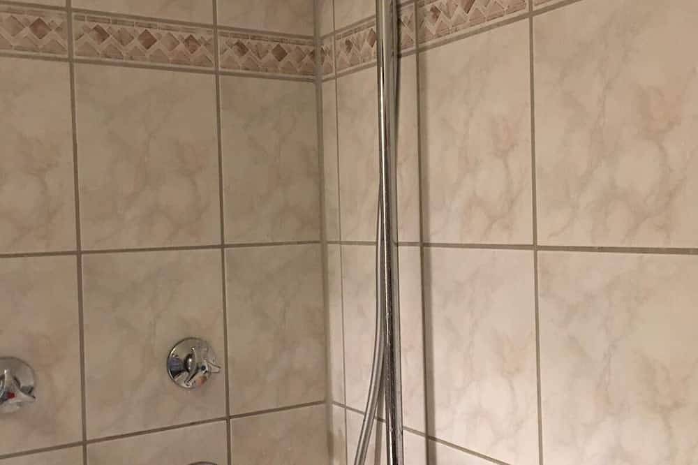 Ganze Wohnung, Geräumige und helle Ferienwohnung (70qm) in Heringsdorf, nur 400m zum Strand! in Drei Kaiserbäder, Heringsdorf