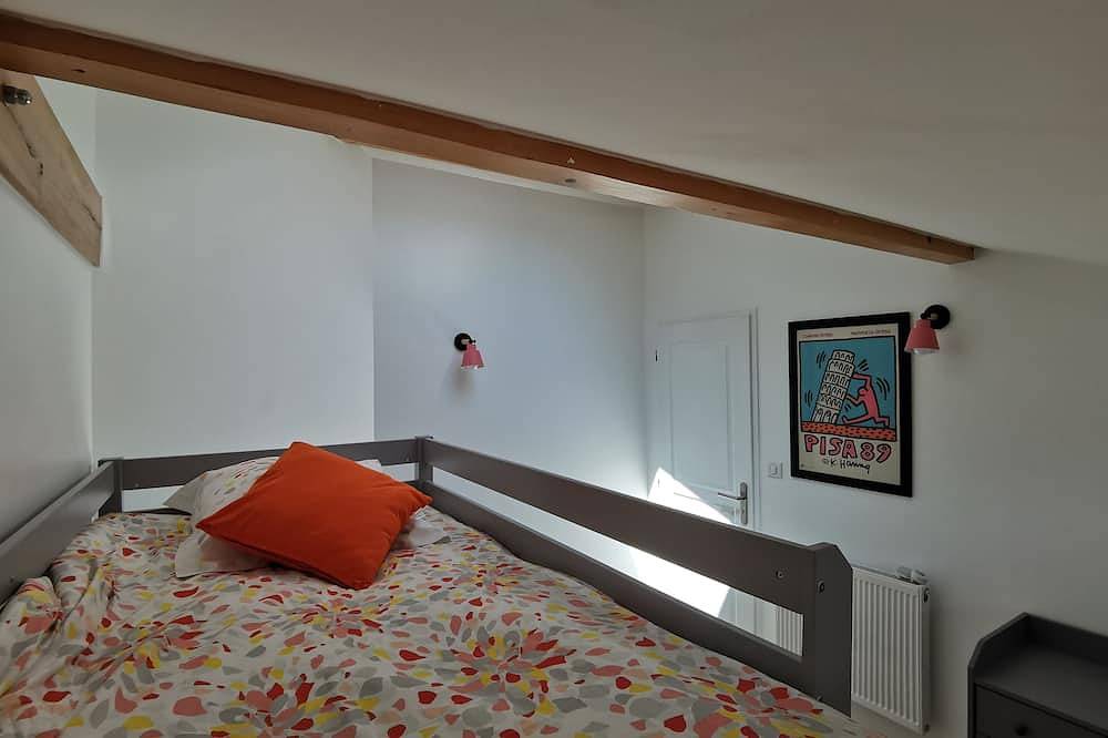 Haitzaldea in Saint-Pierre-d'Irube, Bayonne region