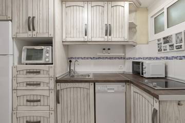 Apartment for 3 People in Benalmádena Costa, Benalmádena, Photo 2